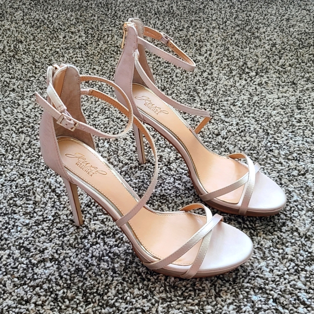 Badgley Mischka Galen Platform Satin Champagne Heels Size 9.5